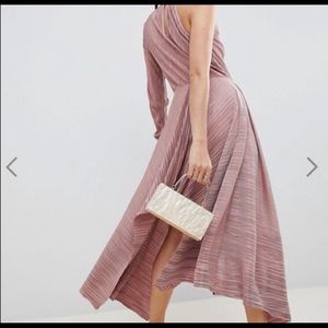 ASOS DESIGN asymmetric one sleeve plisse dress